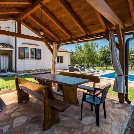Holiday home Robertino - Prc164 By Interhome *