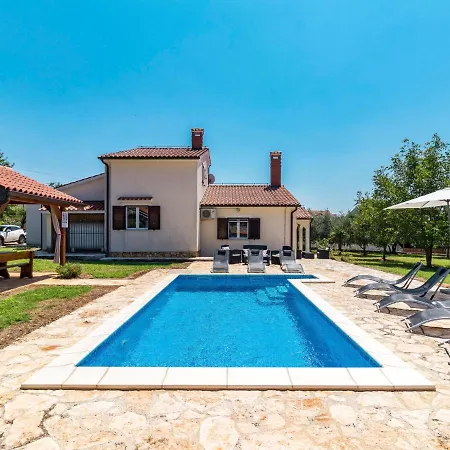 Robertino - Prc164 By Interhome Tar-Vabriga