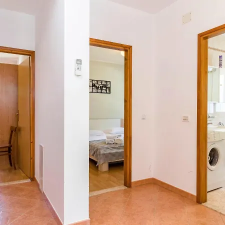 Holiday home Robertino - Prc164 By Interhome *