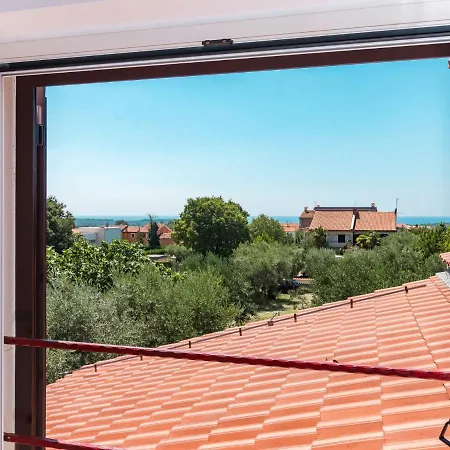 Holiday home Robertino - Prc164 By Interhome